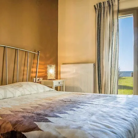 Sleeps 6 Air Con Wifi Sami (Kefalonia)