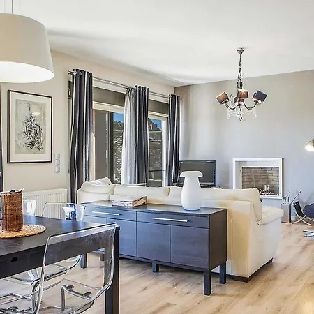 Sleeps 6 Air Con Wifi Villa *